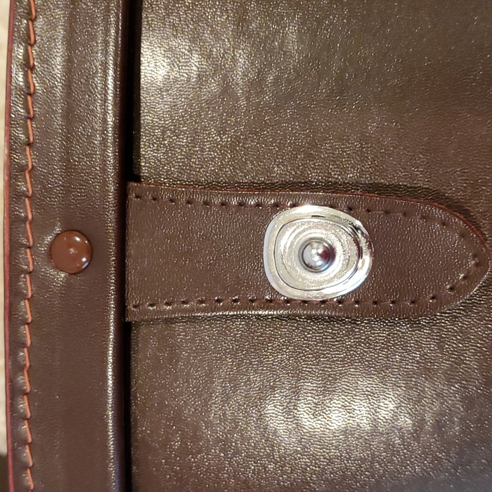 Vintage Japanese Binoculars With Leather Carrying Case - Picture 7 of 13